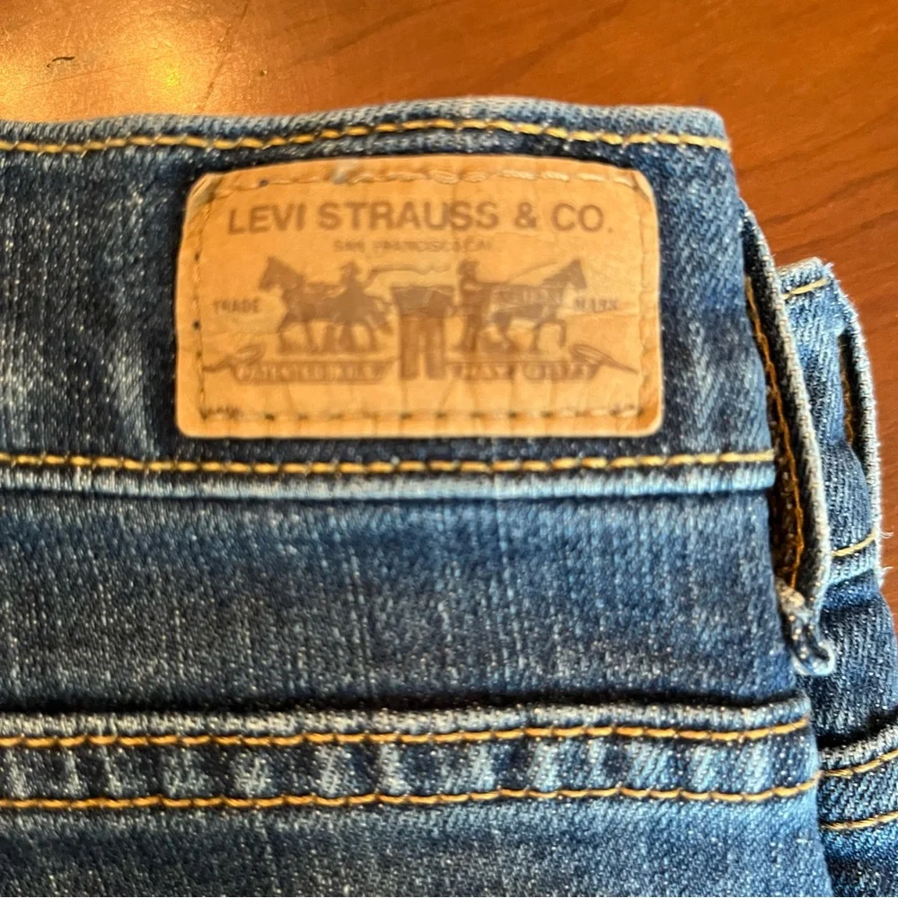 Levi’s 505 Straight Leg Women’s Jeans 10S